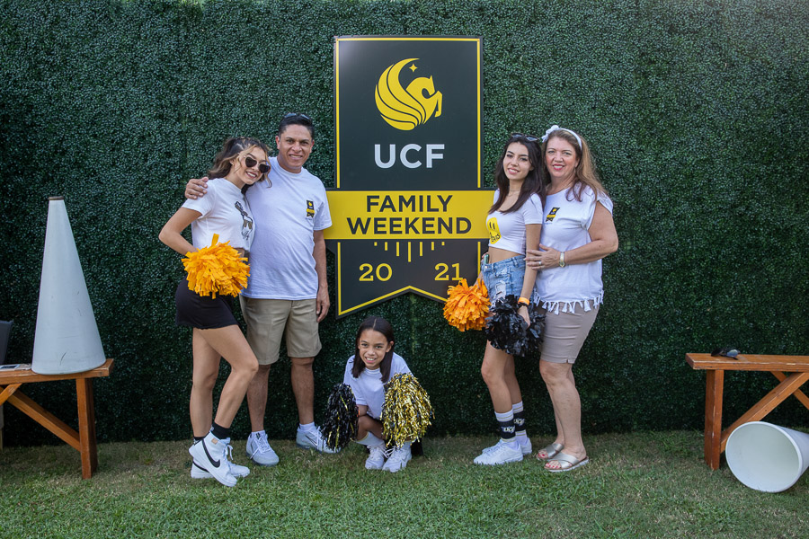 Family Weekend Tailgate 2021 18