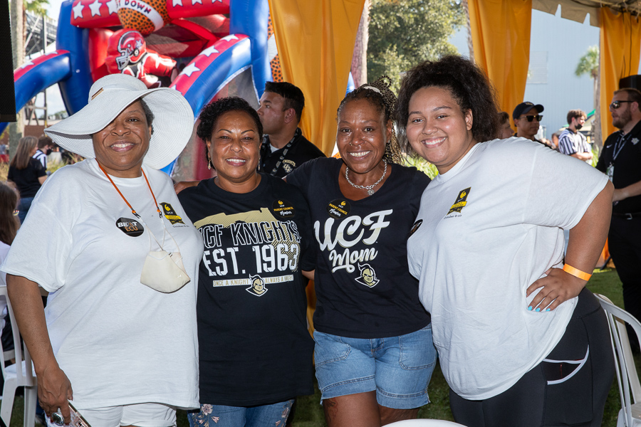 Family Weekend Tailgate 2021 223