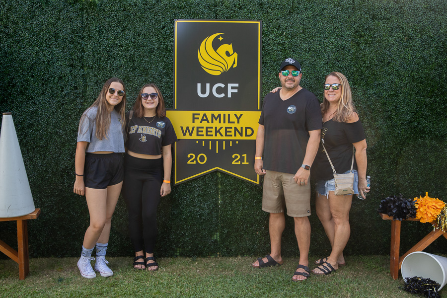 Family Weekend Tailgate 2021 25