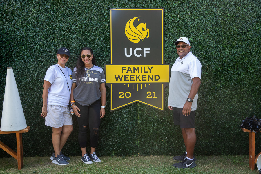 Family Weekend Tailgate 2021 28