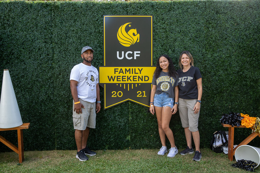 Family Weekend Tailgate 2021 37