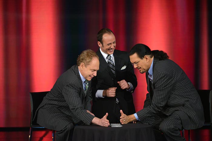 Featured Image for Alumnus Magician Performs for Penn & Teller