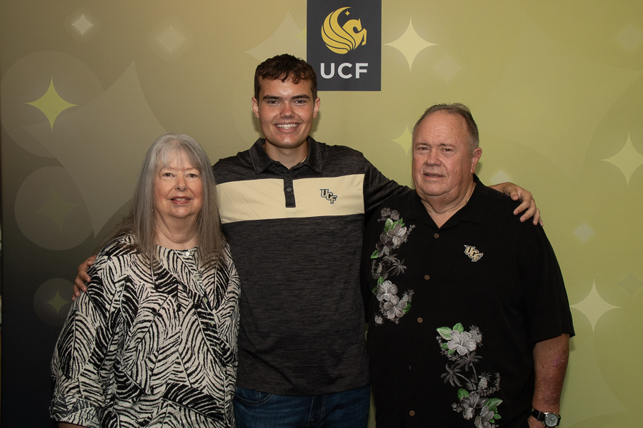 Featured Image for David Cravey ’72 Reflects on How UCF Changed His Family’s Trajectory
