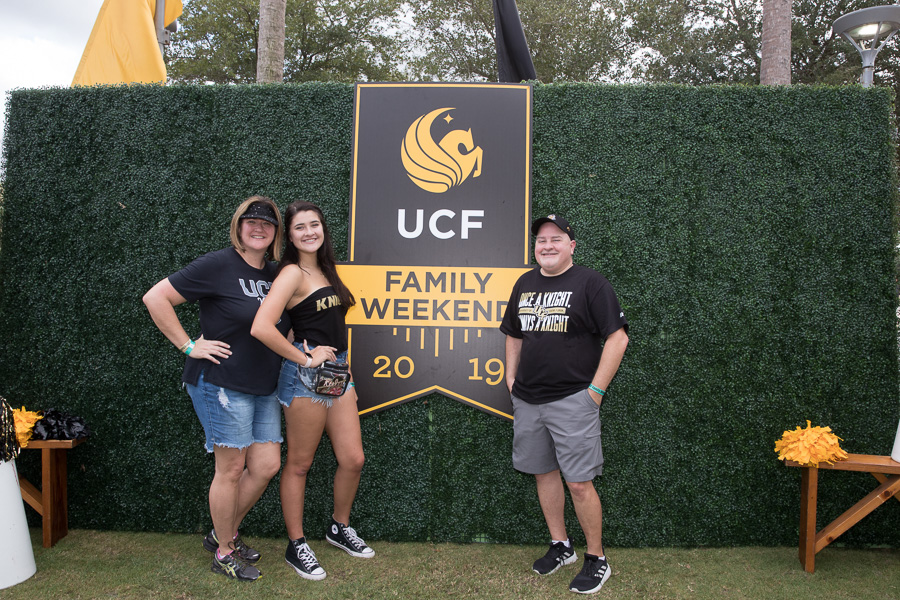 0 2019 Family Weekend Tailgate 41