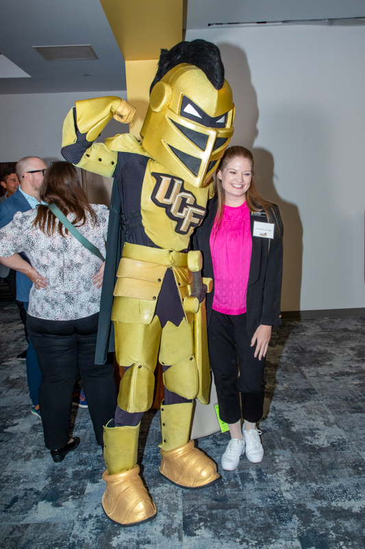 2025 Hospitality Knight 32