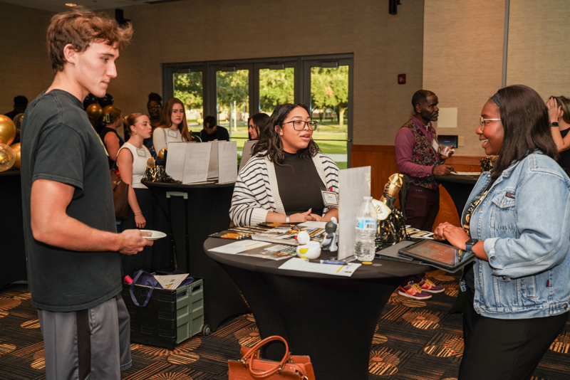 2025 Mentorship Mixer 45