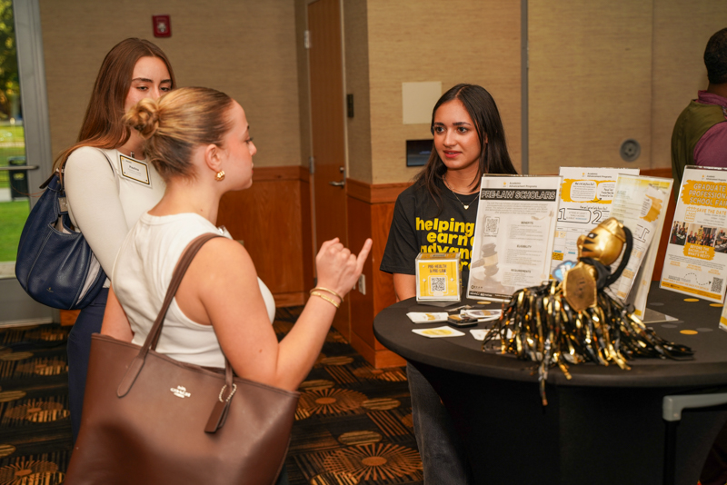 2025 Mentorship Mixer 46