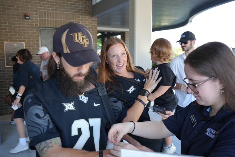 UCF Vs WVU Alumni Tailgate 05