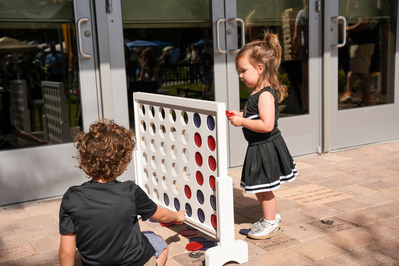 UCF Vs WVU Alumni Tailgate 45