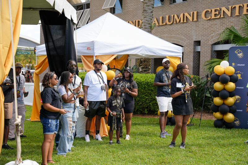 UCF Vs WVU Alumni Tailgate 75