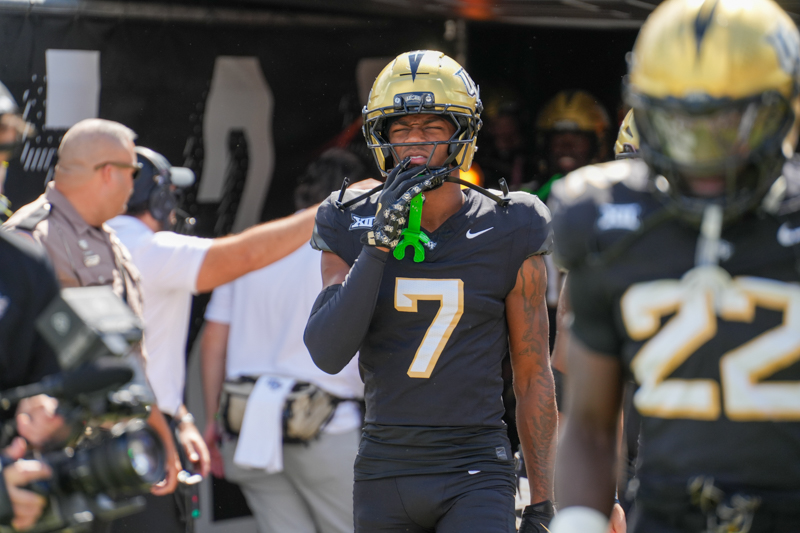 UCF Vs WVU Game MK Knights 07