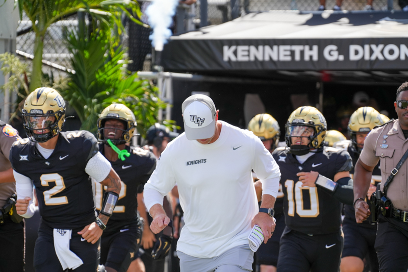 UCF Vs WVU Game MK Knights 08