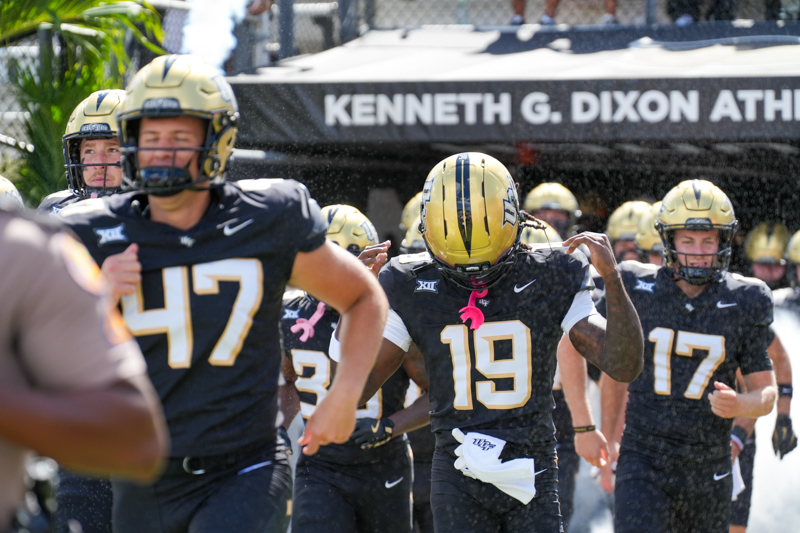 UCF Vs WVU Game MK Knights 10