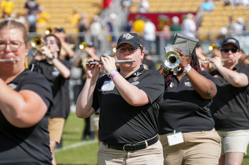 UCF Vs WVU Game MK Knights 42