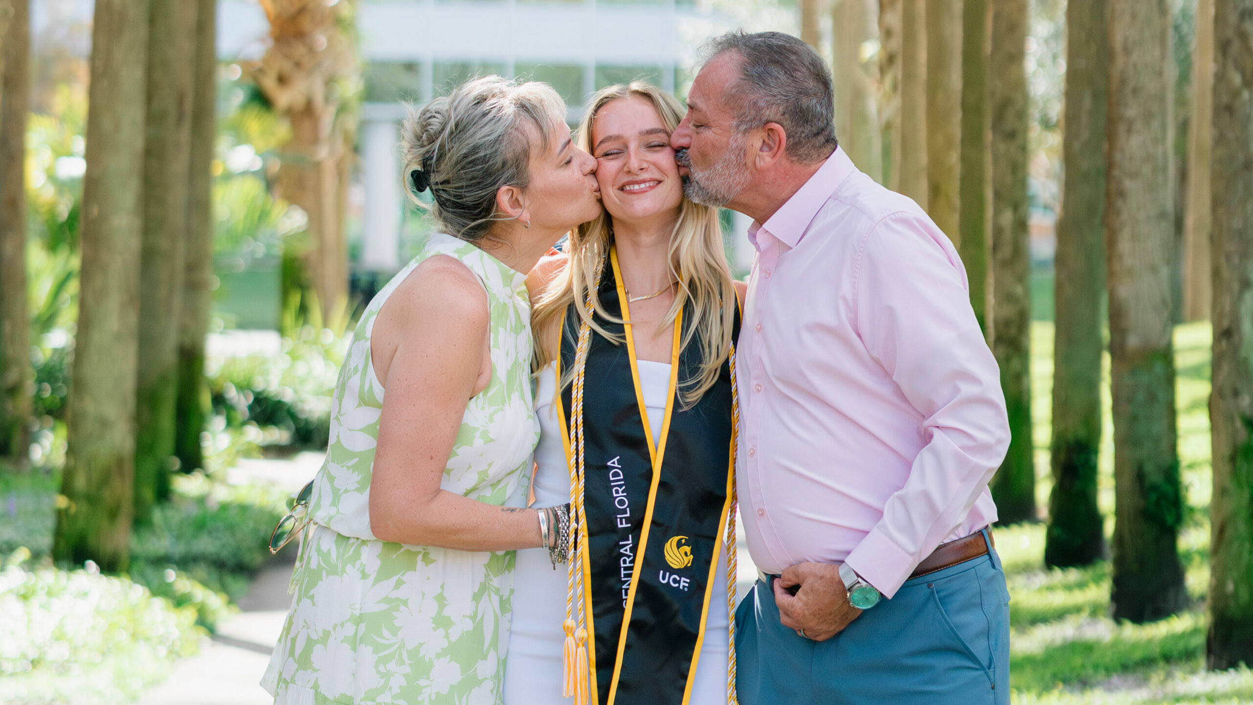 Featured image for From First-Generation Student to First-Time Donor, Anna Dziamalek ’25 Completes the Cycle at UCF